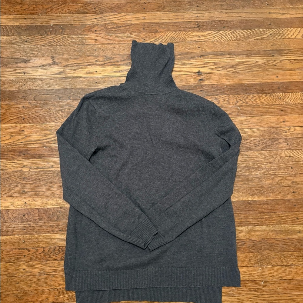 GAP Women's Charcoal Wool Blend  Turtleneck Sweater